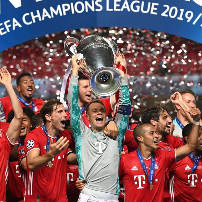 跟队：热那亚正在谈佩林，尤文询问利瓦科维奇的情况（随队记者：热那亚洽谈佩林，尤文打听利瓦科维奇情况）