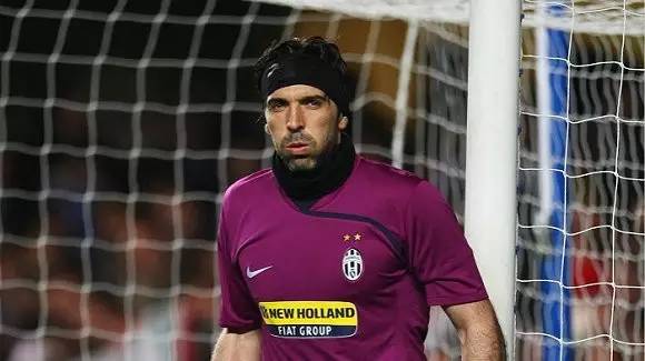 罗马诺：阿莫林坚持留下齐尔克泽；梅努向往租借加盟那不勒斯（罗马诺：阿莫林铁心挽留齐尔克泽，梅努盼租借赴那不勒斯）