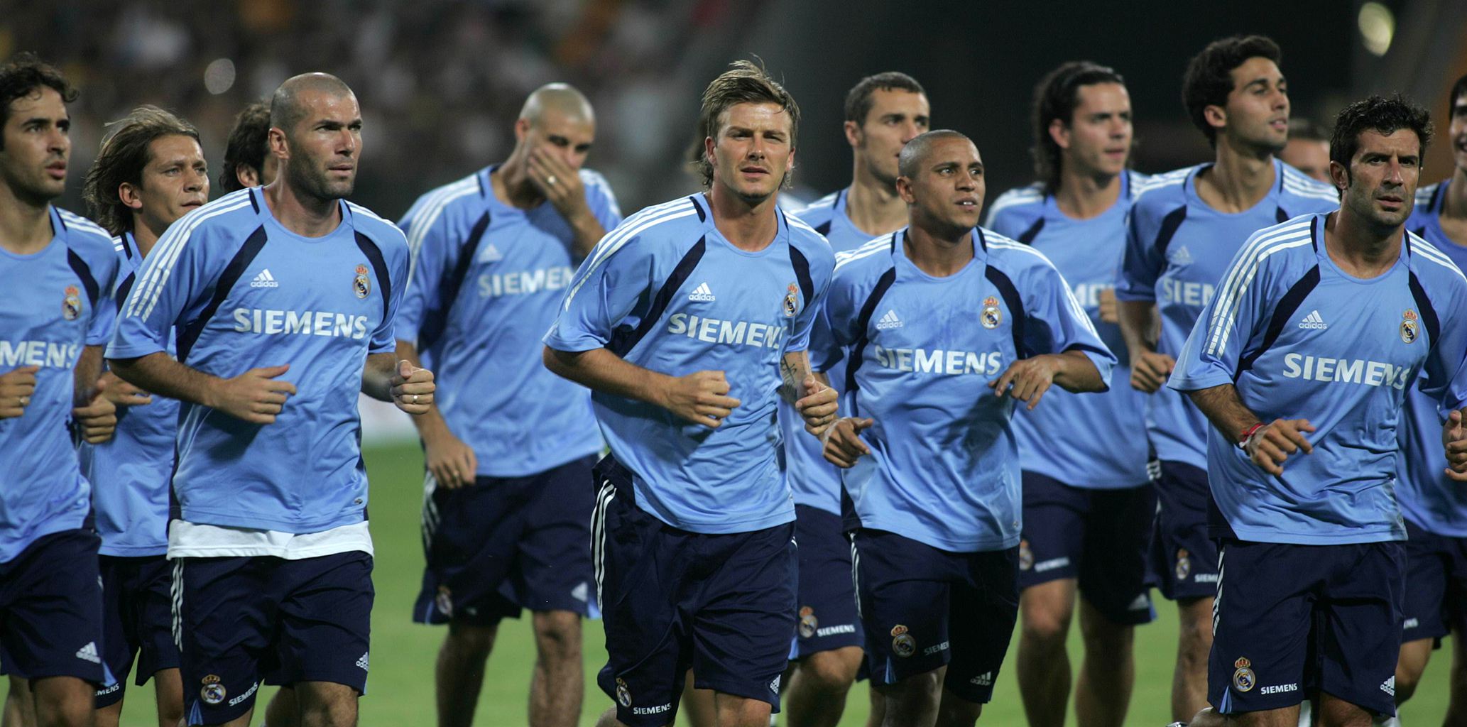 懂球帝2025年11月MVP候选出炉：姆巴佩、哈兰德领衔，莱万在列（懂球帝2025年11月MVP候选名单揭晓：姆巴佩、哈兰德领衔，莱万入围）