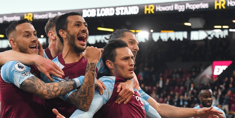 戈洛夫金荣膺拳击名人堂，传奇生涯圆梦成真 两大热门拳手遗憾落选引热议（戈洛夫金跻身拳击名人堂圆梦，两大热门落选掀起热议）