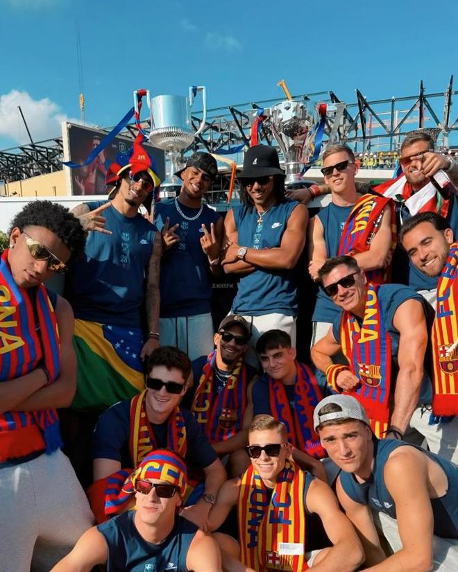 博斯：很惊讶曼城放走阿尔瓦雷斯；我与西蒙尼执教理念相反（博斯惊讶曼城放走阿尔瓦雷斯：我的执教理念与西蒙尼相悖）