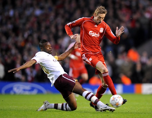 津门虎主力中锋将在12月31日来到申花！未来有望被重用，值得期待（津门虎主力中锋将于12月31日与申花会合，未来或获重用，值得期待）