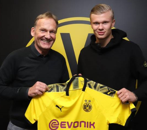 博洛尼亚vs克雷莫内塞：奥尔索利尼、胡安-米兰达首发，瓦尔迪、奥代罗出战（博洛尼亚对阵克雷莫内塞：奥尔索利尼、胡安-米兰达首发，瓦尔迪与奥代罗登场）