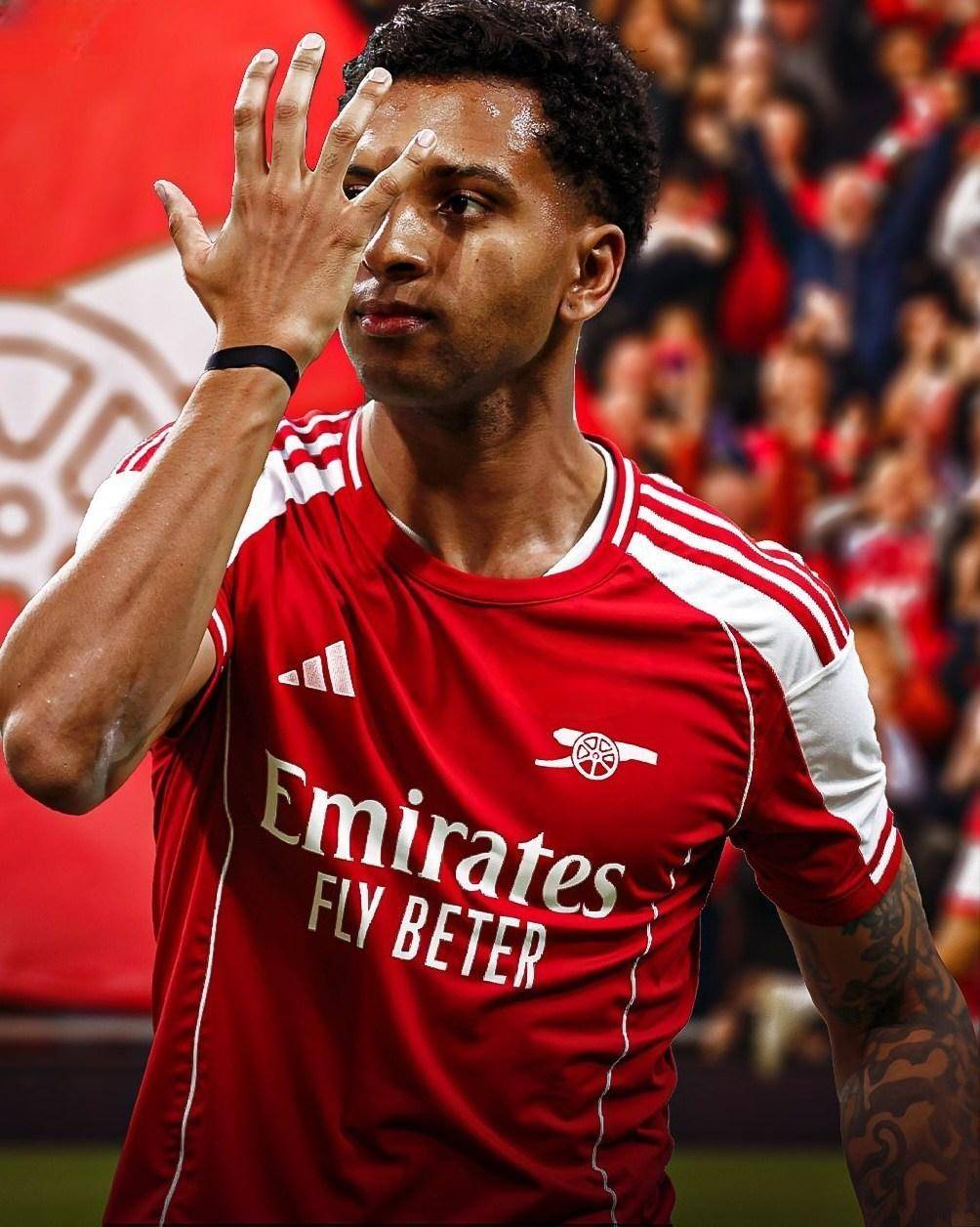 罗马诺：迈阿密国际希望留住阿连德，目前正在就留队条件谈判（罗马诺：迈阿密国际力争挽留阿连德，双方正就留队条款磋商）