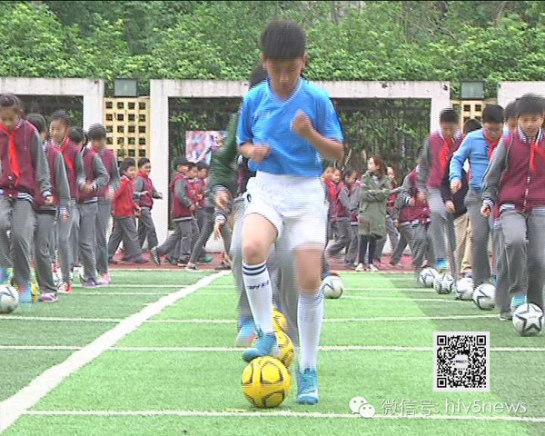 铜梁龙官方：下赛季球衣为主红客白，欢迎球迷投票27赛季球衣（铜梁龙官宣：下季球衣主红客白，27赛季款式向球迷开放投票）